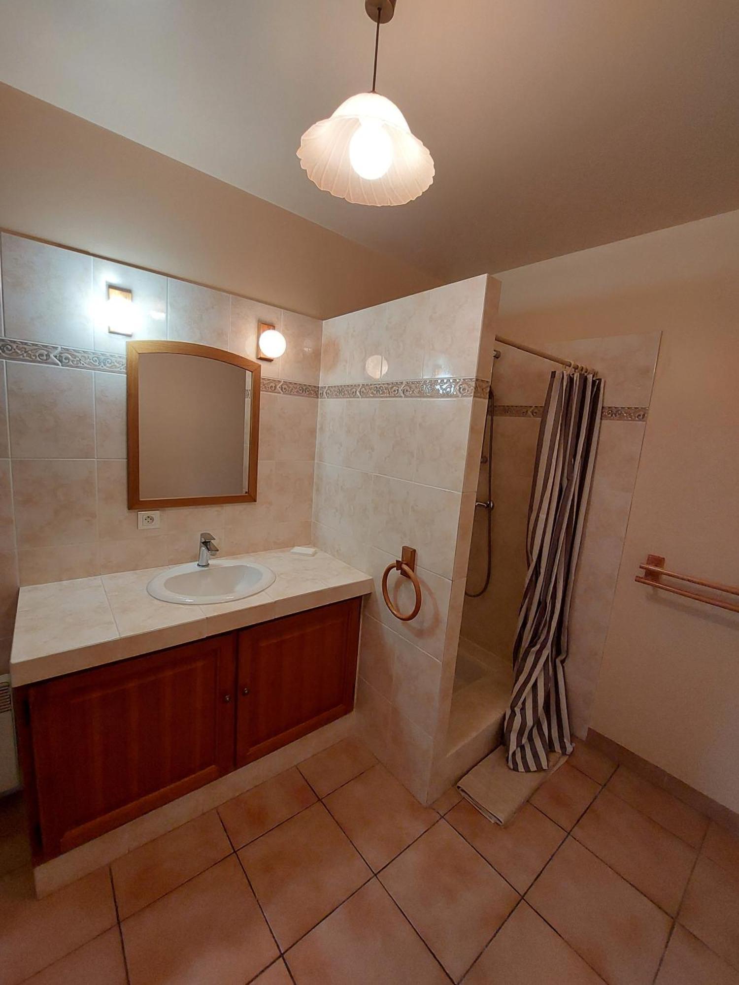 Mas Fontclaire - Sommieres Appartement Buitenkant foto