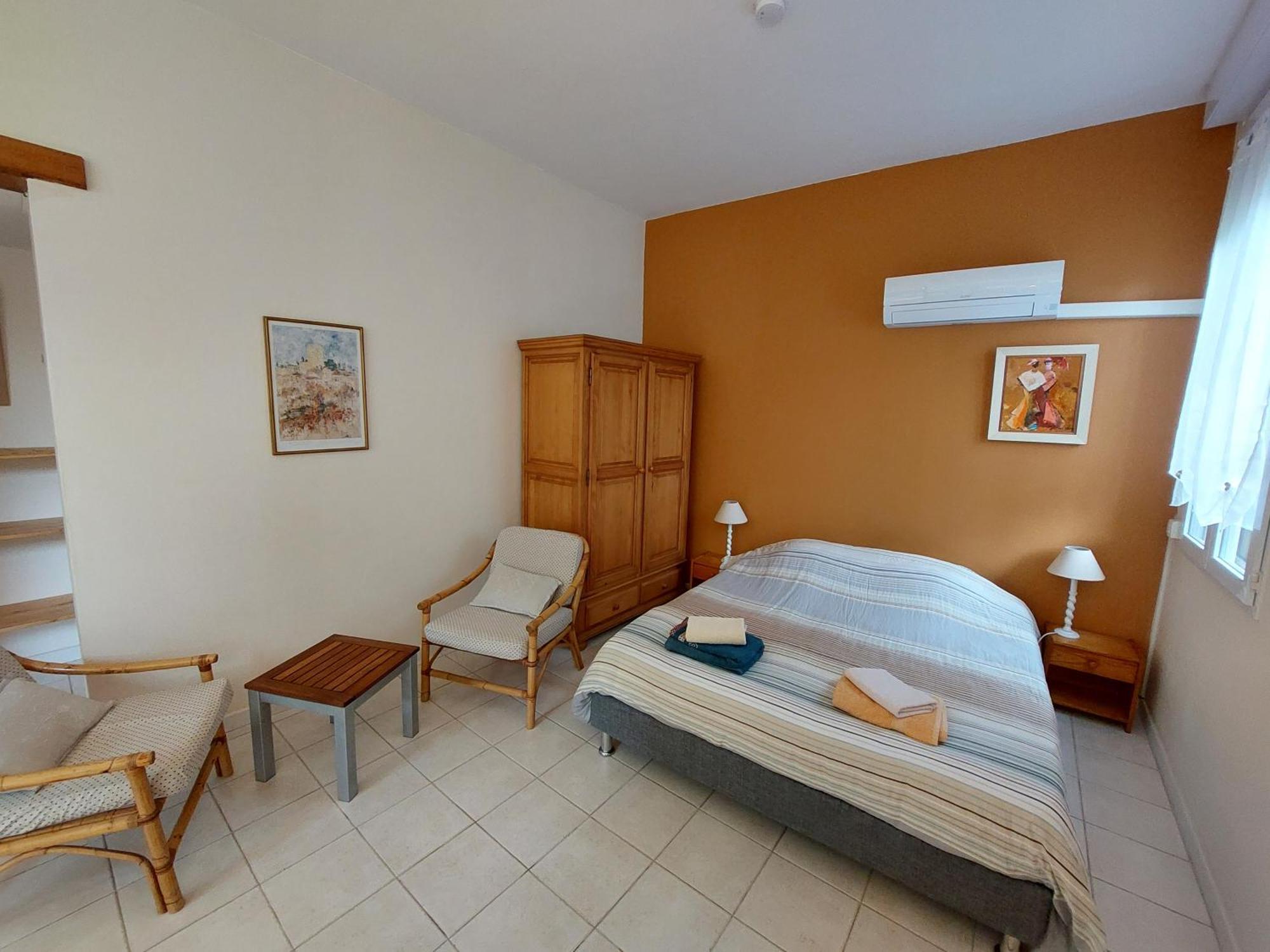 Mas Fontclaire - Sommieres Appartement Buitenkant foto